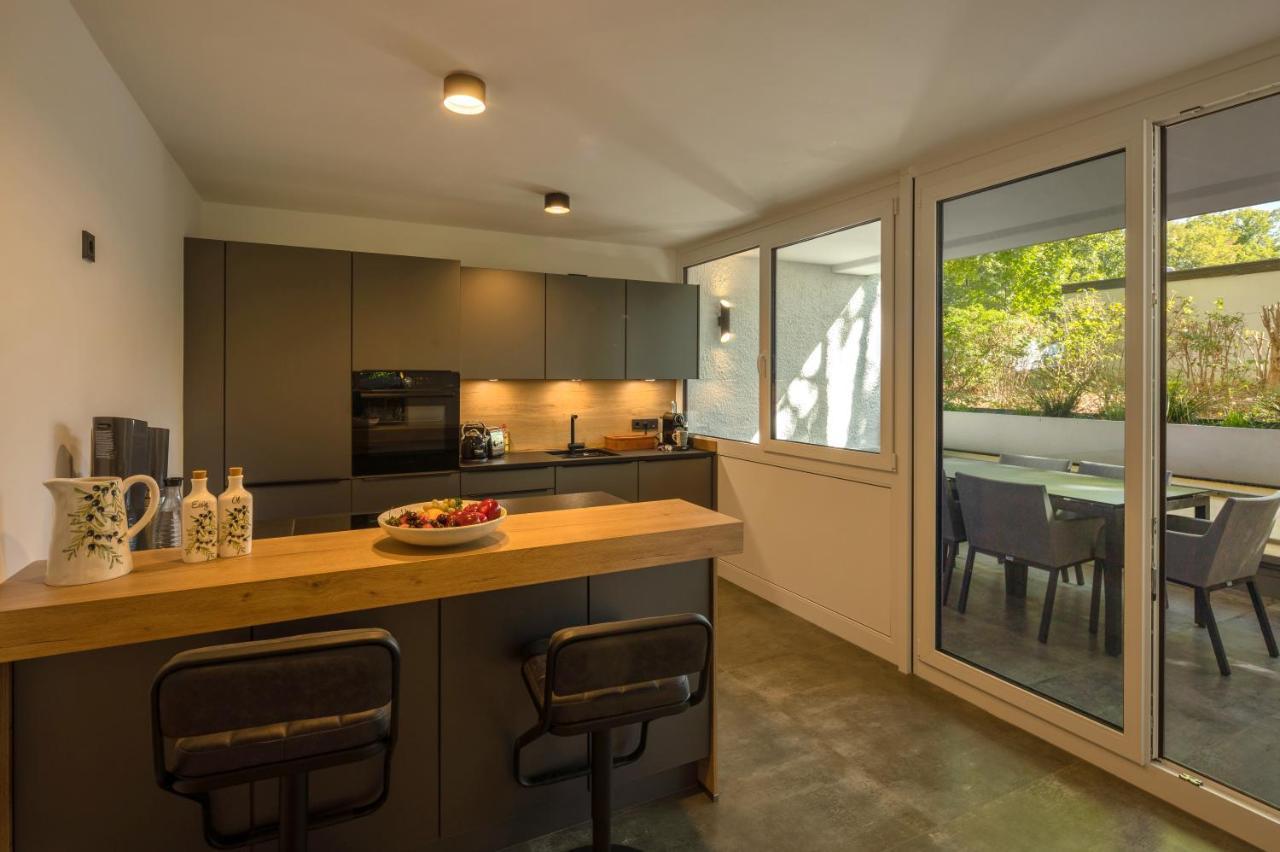 Sweethome - Luxus Pur - Grosse Kueche, 2 Baeder, 2 Terrassen Ottobrunn Ngoại thất bức ảnh